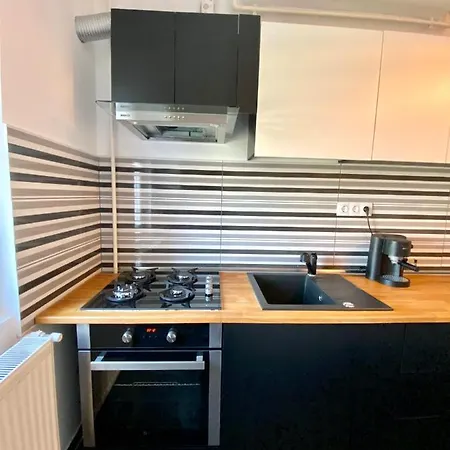 Apartamento Titan Pallady